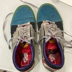 Vans Marvel shoes size 7 men and 8.5 women green blue and red with silver wings